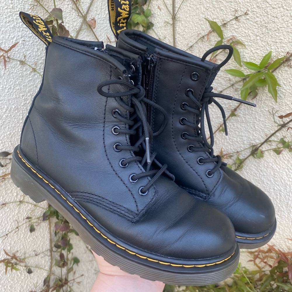 Youth Dr Martens Boots